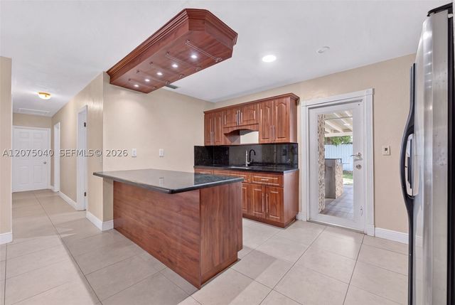 15850 NW 18th Pl, Miami Gardens, FL 33054