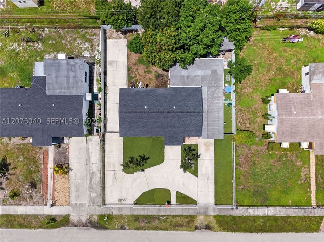 15850 NW 18th Pl, Miami Gardens, FL 33054