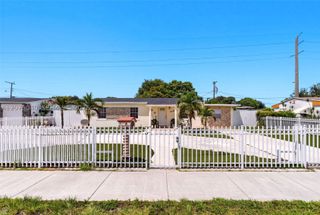 15850 NW 18th Pl, Miami Gardens, FL 33054
