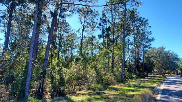 900 BLK Turnbuckle Trl, Pensacola, FL 32507