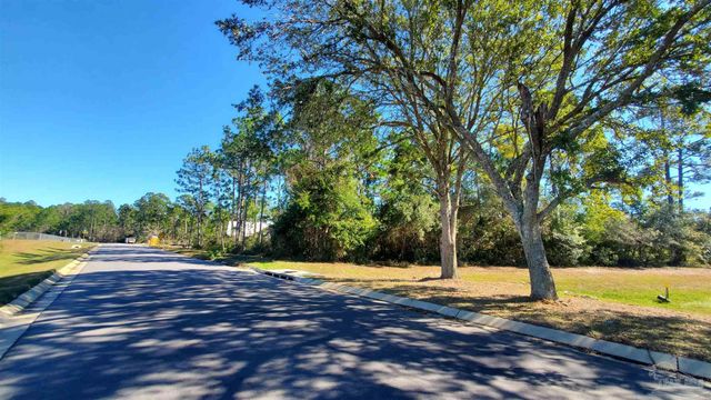 900 BLK Turnbuckle Trl, Pensacola, FL 32507