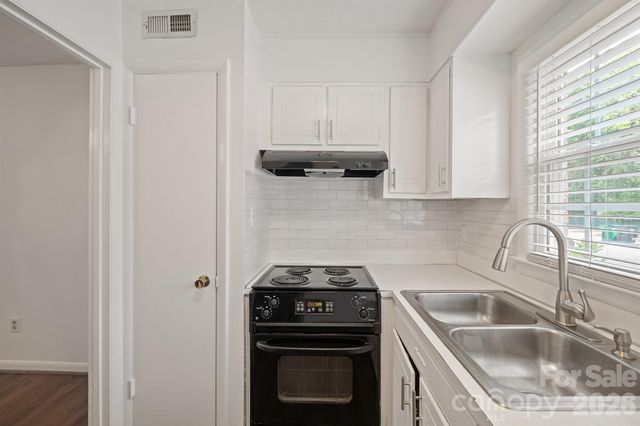 4609 Coronado Drive, Charlotte, NC 28212