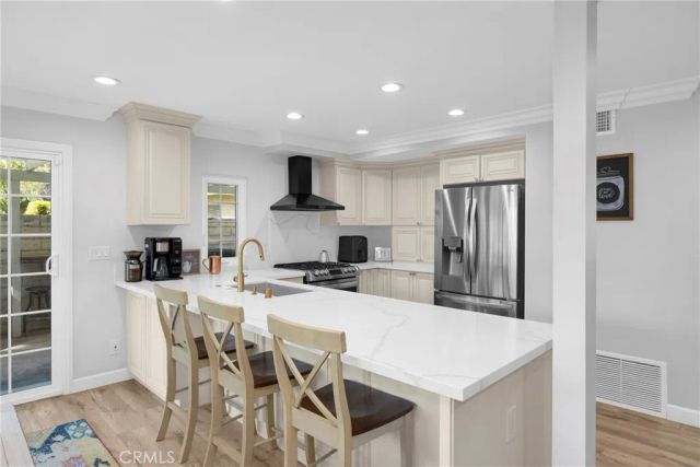 12341 Glacier, Los Alamitos, CA 90720