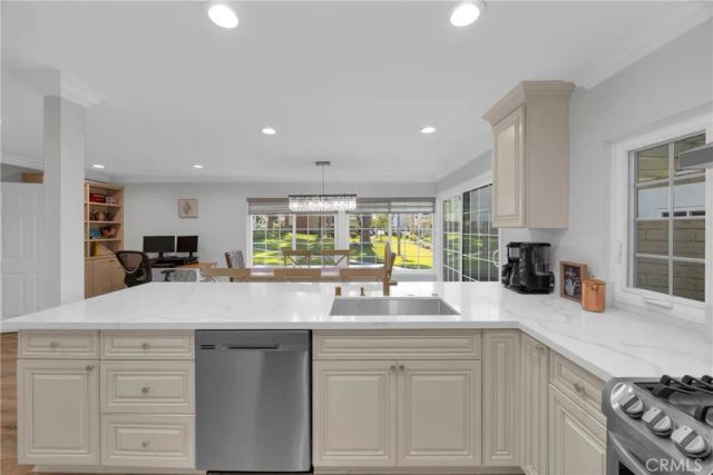 12341 Glacier, Los Alamitos, CA 90720
