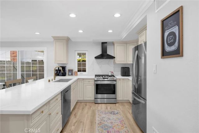 12341 Glacier, Los Alamitos, CA 90720