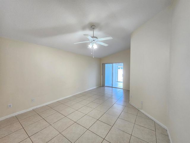 12827 HAMPTON LAKES Circle, Boynton Beach, FL 33436