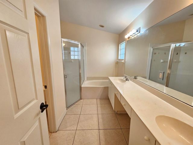 12827 HAMPTON LAKES Circle, Boynton Beach, FL 33436