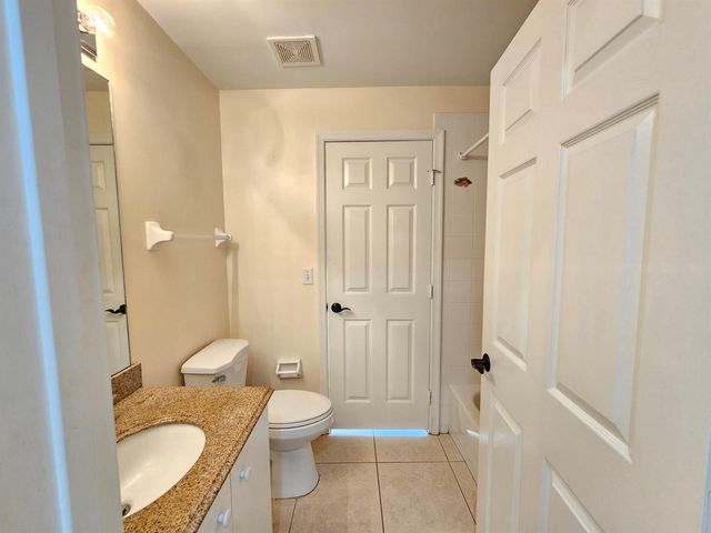 12827 HAMPTON LAKES Circle, Boynton Beach, FL 33436