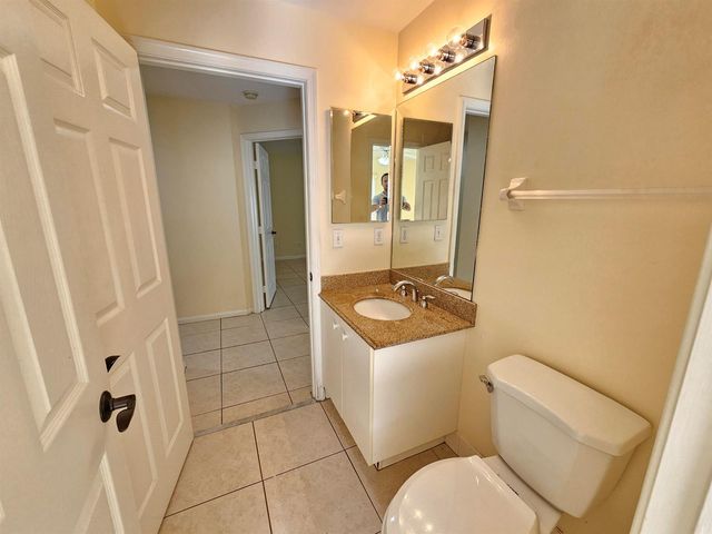 12827 HAMPTON LAKES Circle, Boynton Beach, FL 33436