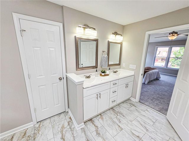 220 Upland DR, Hampton, VA 23666