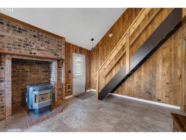 4900 CLAM Way, Netarts, OR 97143