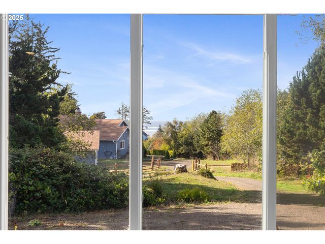 4900 CLAM Way, Netarts, OR 97143