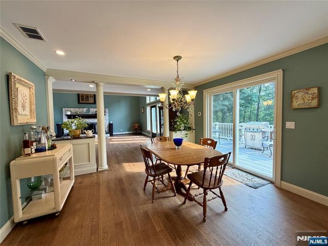92 Cheyenne Way, Wayne, NJ 07470