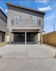 8415 Mahalia Drive A, Houston, TX 77088