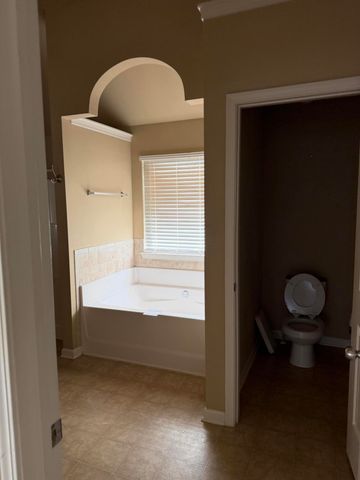 566 Village East Circle, Graniteville, SC 29829