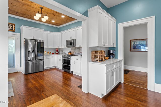 304 Summitt Drive, Sanford, NC 27330