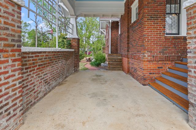 304 Summitt Drive, Sanford, NC 27330