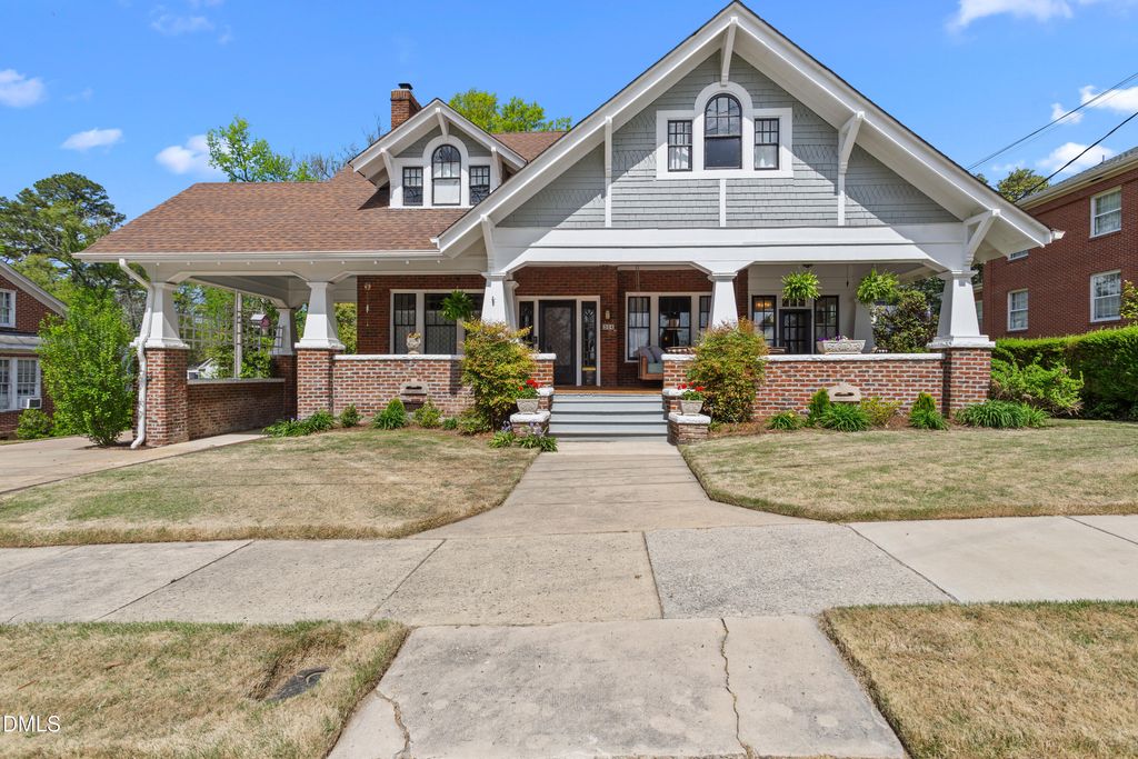 304 Summitt Drive, Sanford, NC 27330