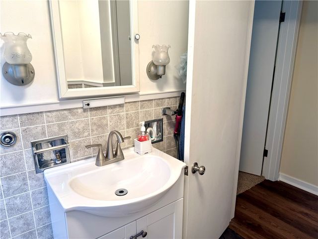 3367 Milligantown Road, Upper Burrell, PA 15068