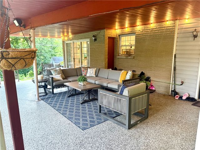 3367 Milligantown Road, Upper Burrell, PA 15068