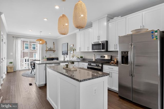 3704 JAMISON ST NE, Washington, DC 20018