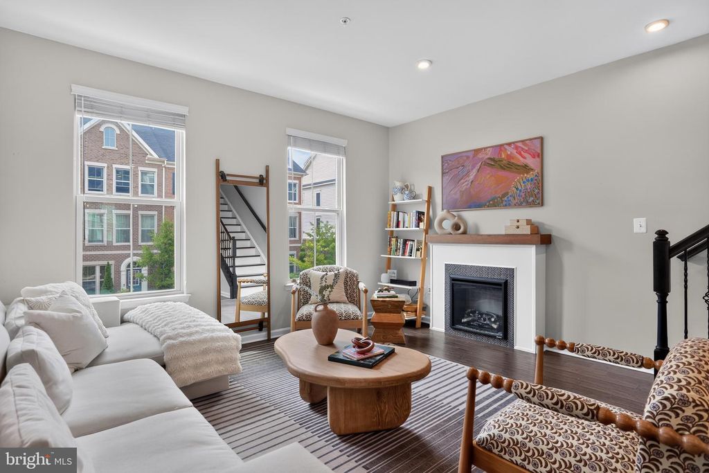3704 JAMISON ST NE, Washington, DC 20018