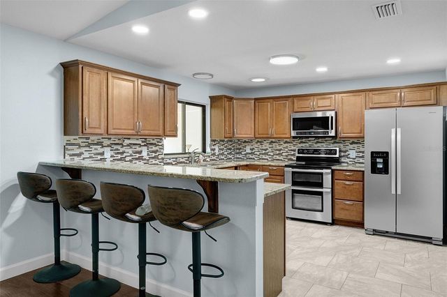 400 NW 80TH AVENUE, Ocala, FL 34482