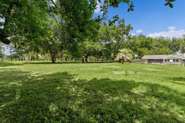 400 NW 80TH AVENUE, Ocala, FL 34482