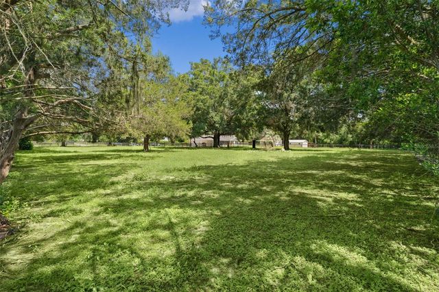 400 NW 80TH AVENUE, Ocala, FL 34482