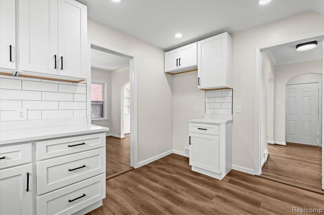 18639 Kentucky Street, Detroit, MI 48221