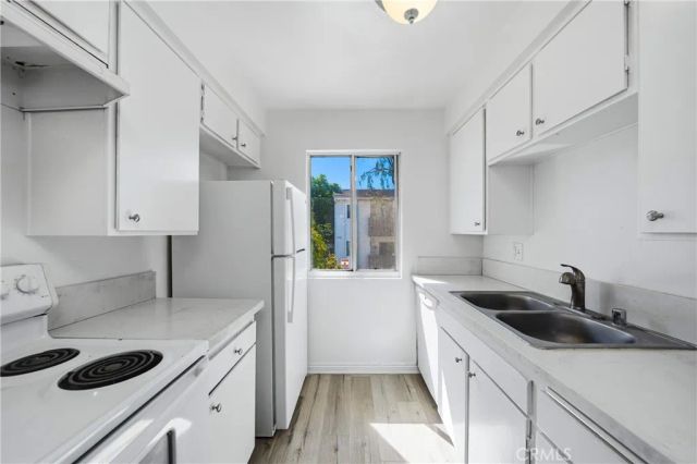 1661 Neil Armstrong 231, Montebello, CA 90640