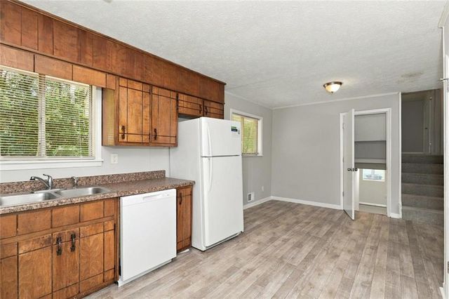 2472 Hartford Drive, Ellenwood, GA 30294