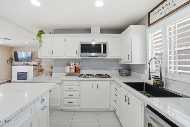 91 Via Gabilan 91, Camarillo, CA 93012