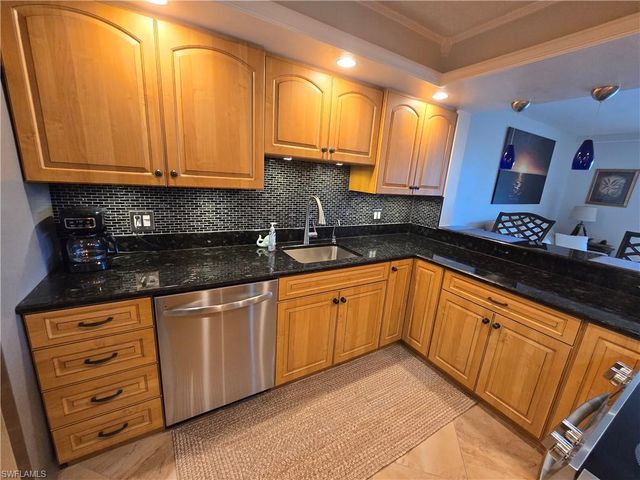 7119 Lakeridge View CT 302, Fort Myers, FL 33907