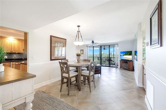 7119 Lakeridge View CT 302, Fort Myers, FL 33907