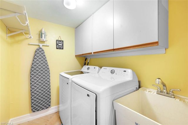 7119 Lakeridge View CT 302, Fort Myers, FL 33907