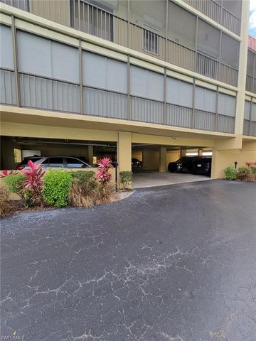 7119 Lakeridge View CT 302, Fort Myers, FL 33907