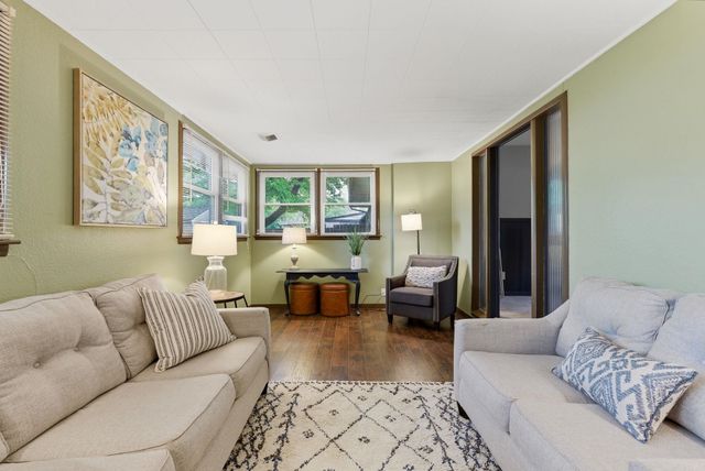 1149 N Old Manor Rd, Wichita, KS 67208