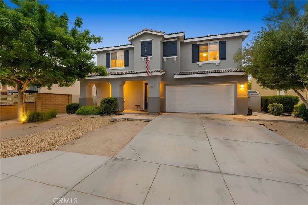 Image 1 of property listing at 43857 47th St W, Lancaster, CA 93536