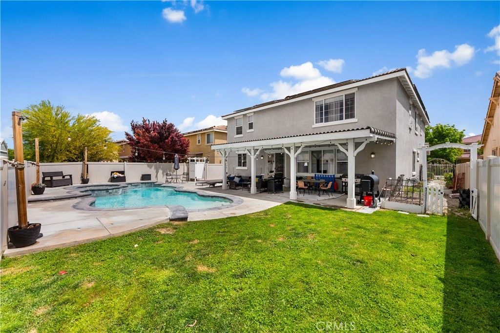 Image 59 of property listing at 43857 47th St W, Lancaster, CA 93536