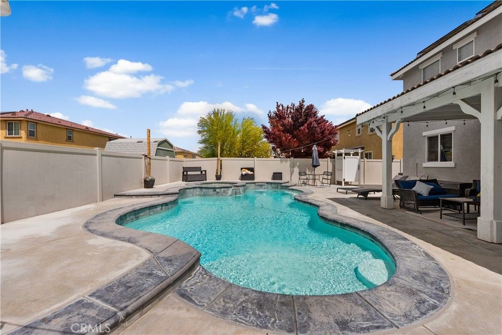 Image 62 of property listing at 43857 47th St W, Lancaster, CA 93536