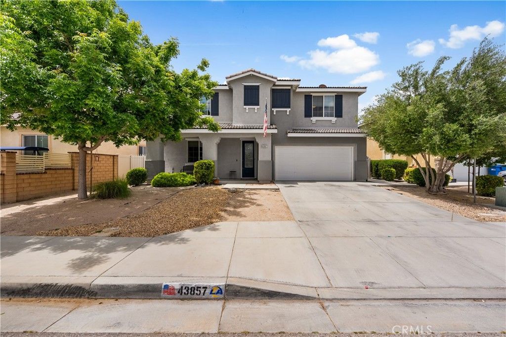 Image 68 of property listing at 43857 47th St W, Lancaster, CA 93536