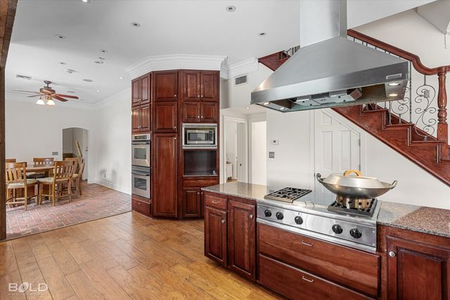 11040 Belle Rose Circle, Shreveport, LA 71106