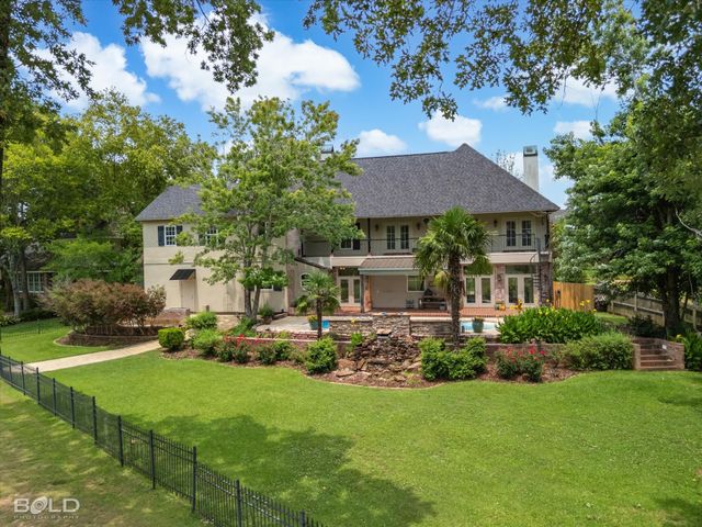 11040 Belle Rose Circle, Shreveport, LA 71106