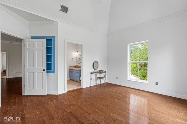 11040 Belle Rose Circle, Shreveport, LA 71106