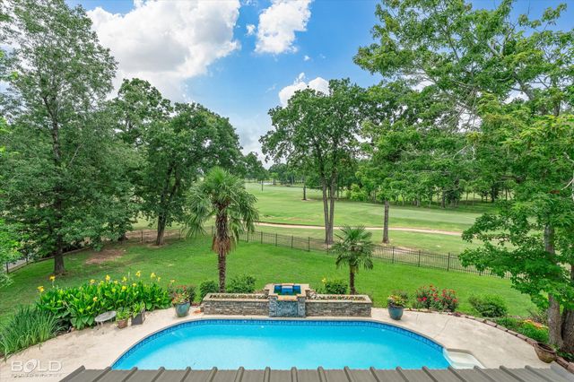 11040 Belle Rose Circle, Shreveport, LA 71106