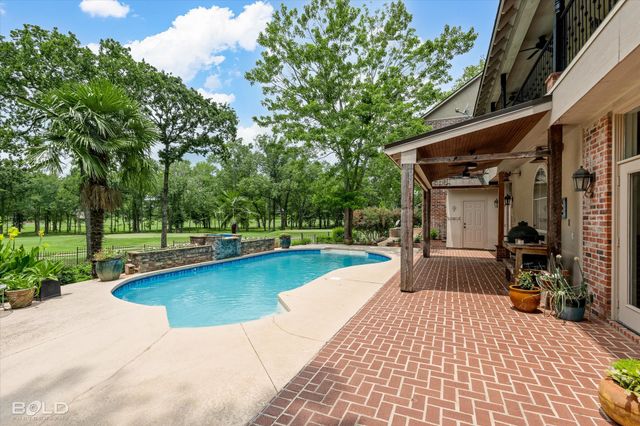11040 Belle Rose Circle, Shreveport, LA 71106