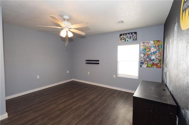 300 E 3rd Street, Cherryvale, KS 67335