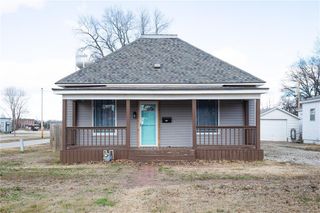 300 E 3rd Street, Cherryvale, KS 67335