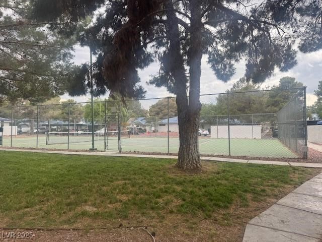 2108 Willowbury Drive B, Las Vegas, NV 89108